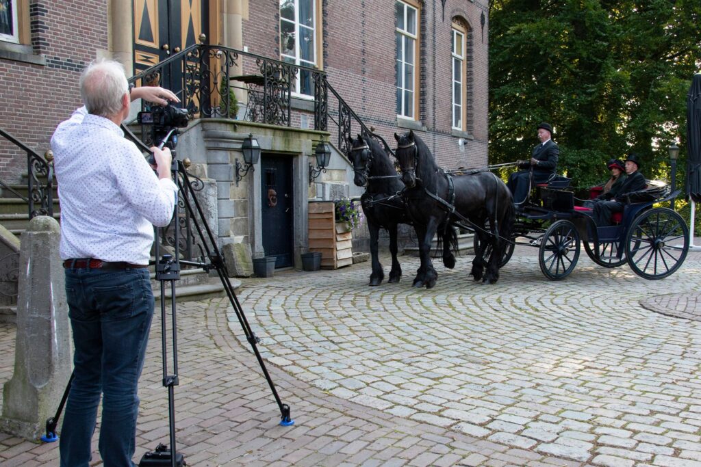 Dit keer wil de club op haar eigen wijze aandacht geven aan de samenvoeging van Haaren en Oisterwijk met een bijzondere film over het Haarense kasteel Nemerlaer met als titel “De verborgen verhalen van Nemerlaer”.